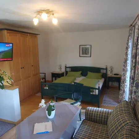 Christl, Haus Maison d'hôtes Kitzbühel