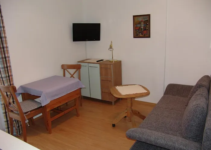 Christl, Haus Pensionat 3*