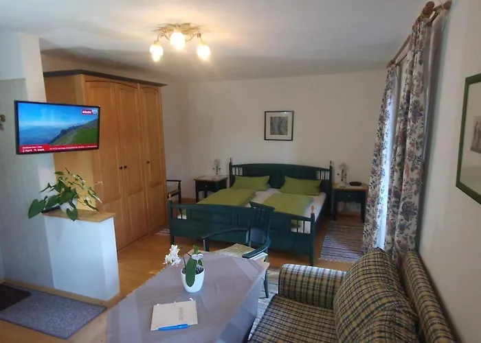 Christl, Haus Pensionat Kitzbühel