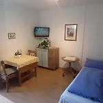 Christl, Haus Affittacamere 3*