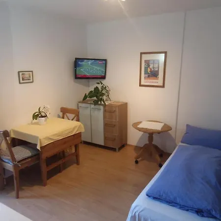 Christl, Haus 게스트하우스 3*