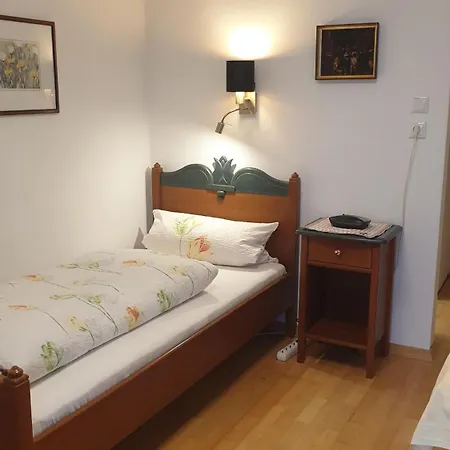 Christl, Haus 키츠부헬