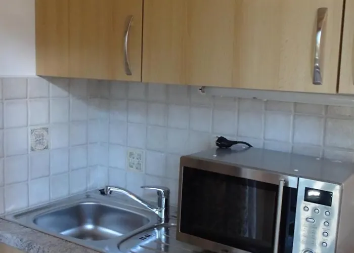 Christl, Haus Guest house