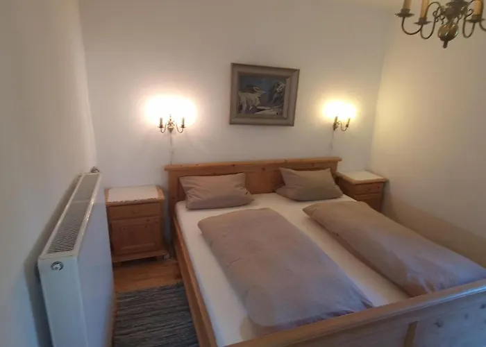 Christl, Haus Guest house